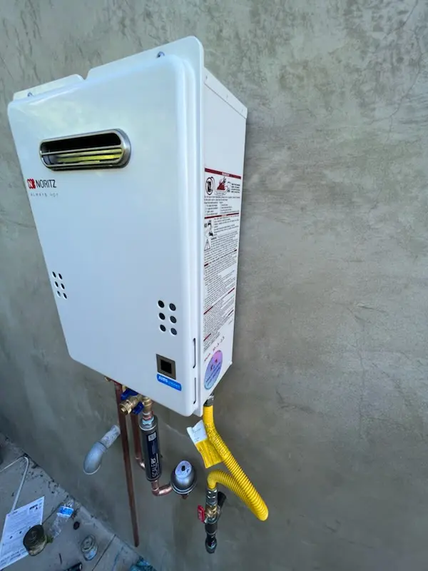 Tankless water heater installation for Kendaia homes